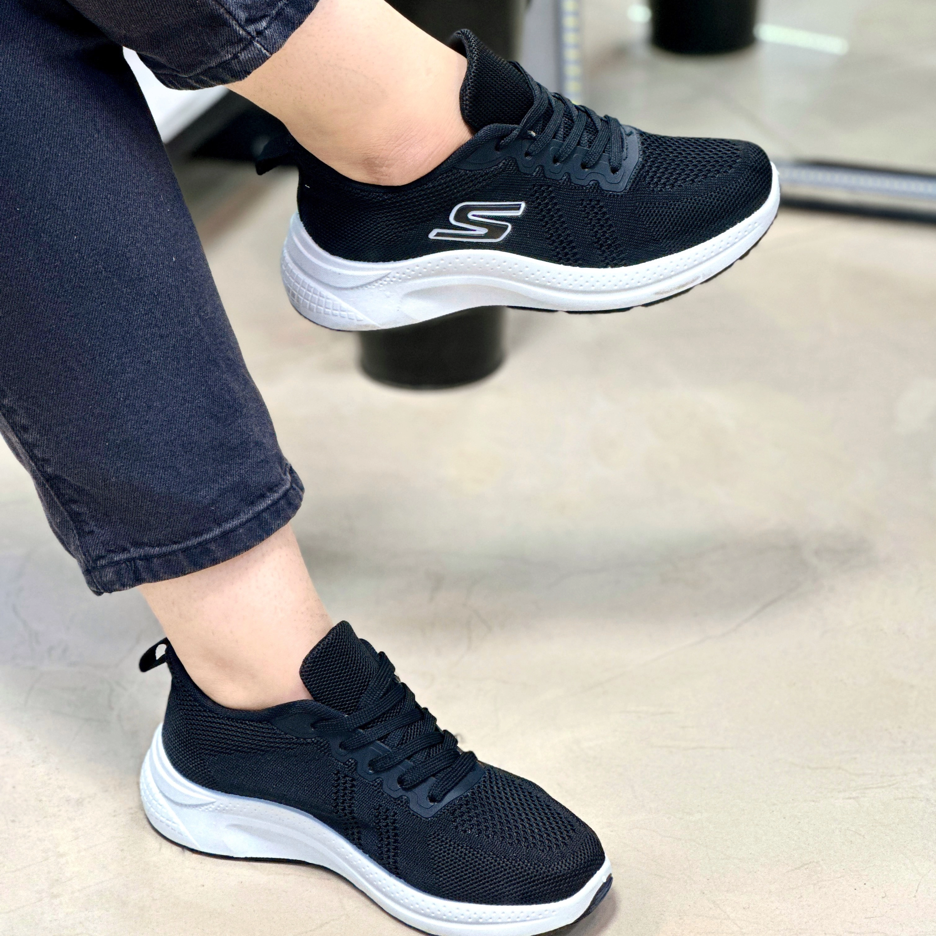 کفش اسپرت زنانه