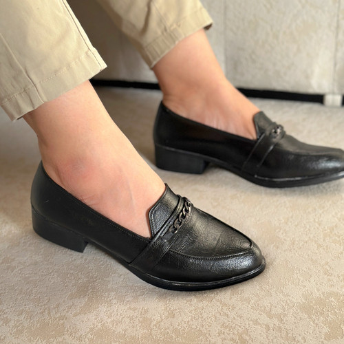 کالج پاشنه دار زنانه