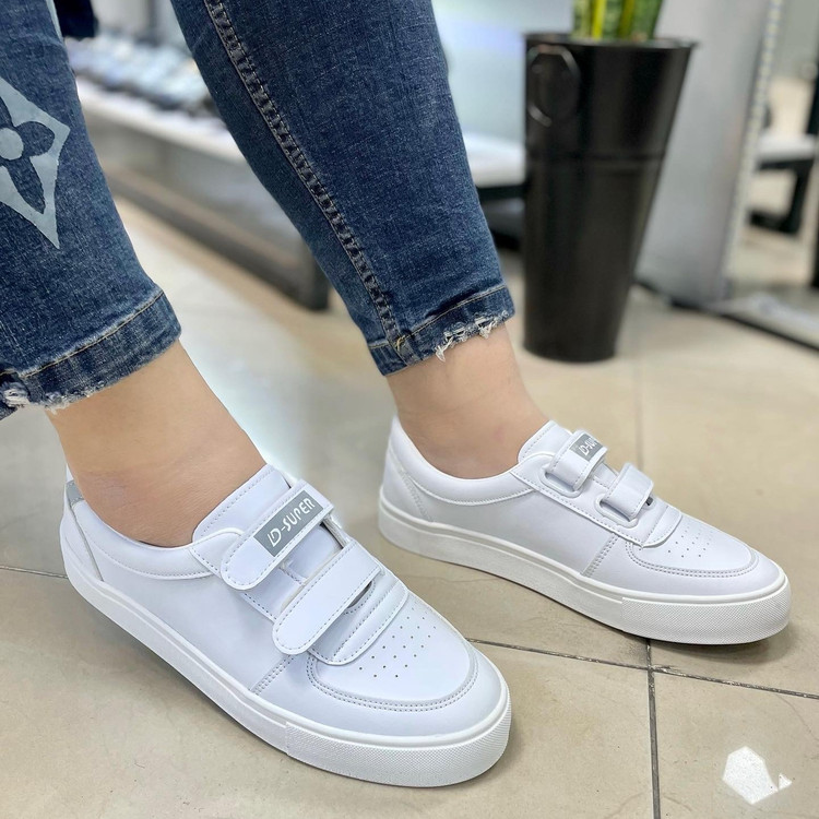 ونس زنانه ی چسبی سفید