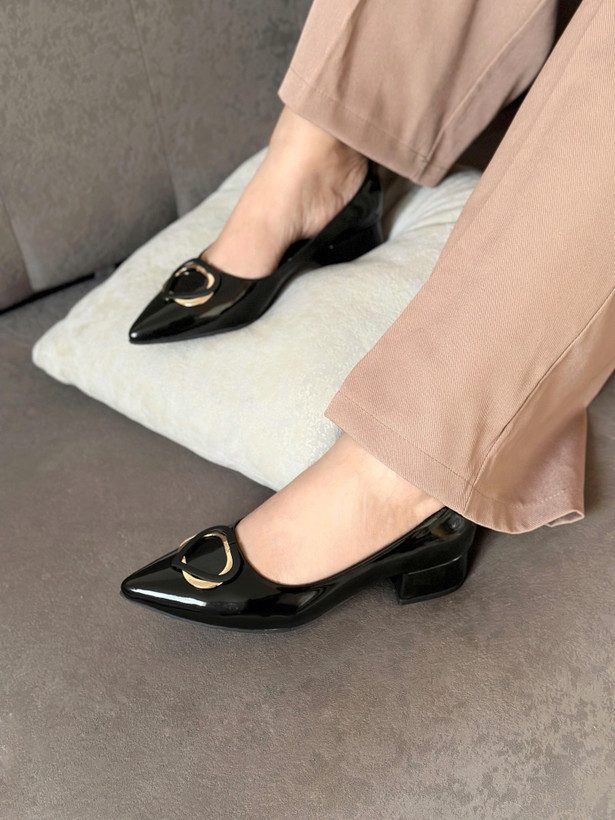 کفش مجلسی زنانه پاشنه کوتاه ورنی