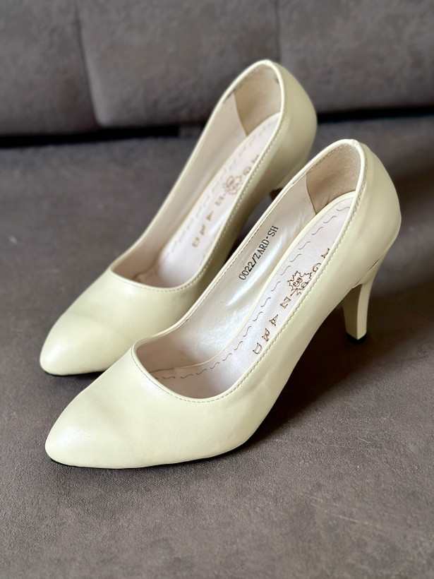 کفش پاشنه دار زنانه جنس خوب