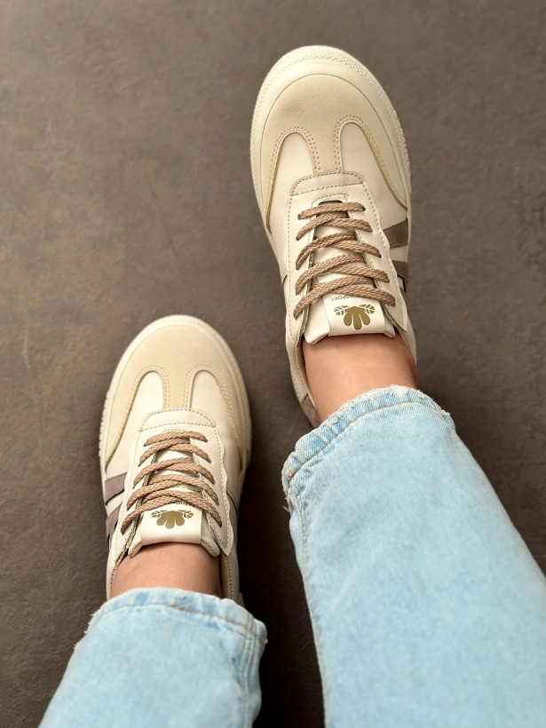 کتونی زنانه جدید شیک راحت و طبی