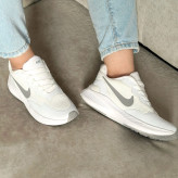 کتونی سفید شیک و راحت