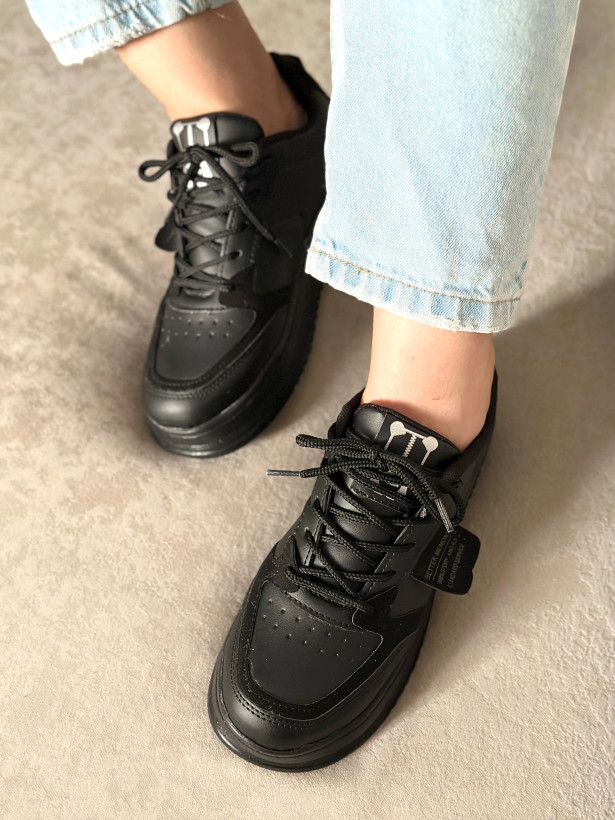 کفش اسپرت زنانه ارزان