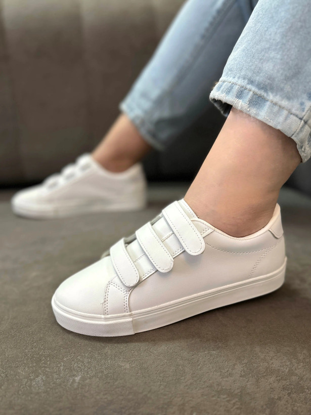 کتونی چسبی زنانه