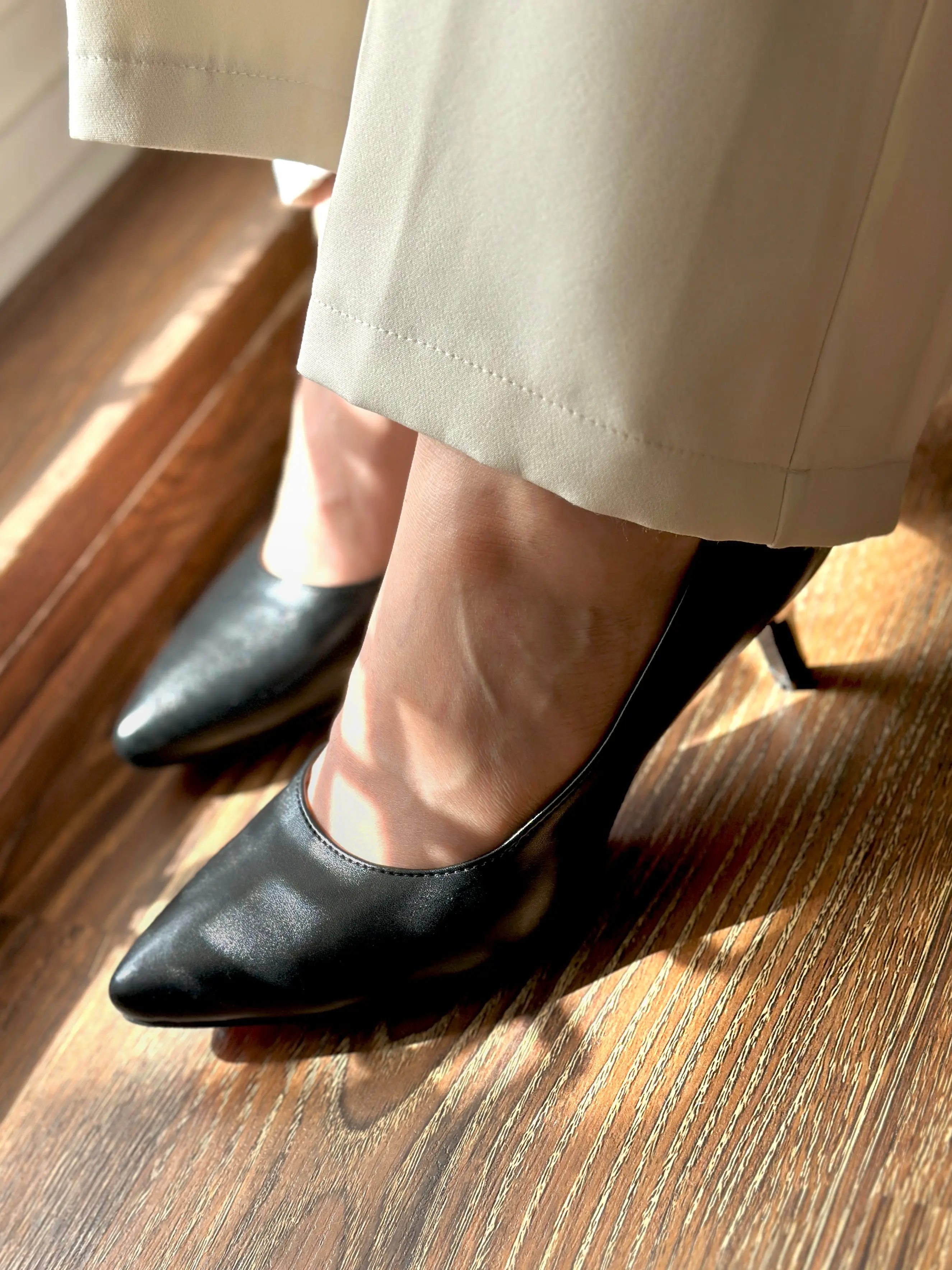 کفش پاشنه باریک کوتاه مجلسی رنگ مشکی